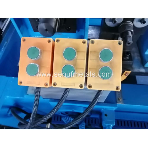 High-speed No-stop cutting C purlin roll forming machine